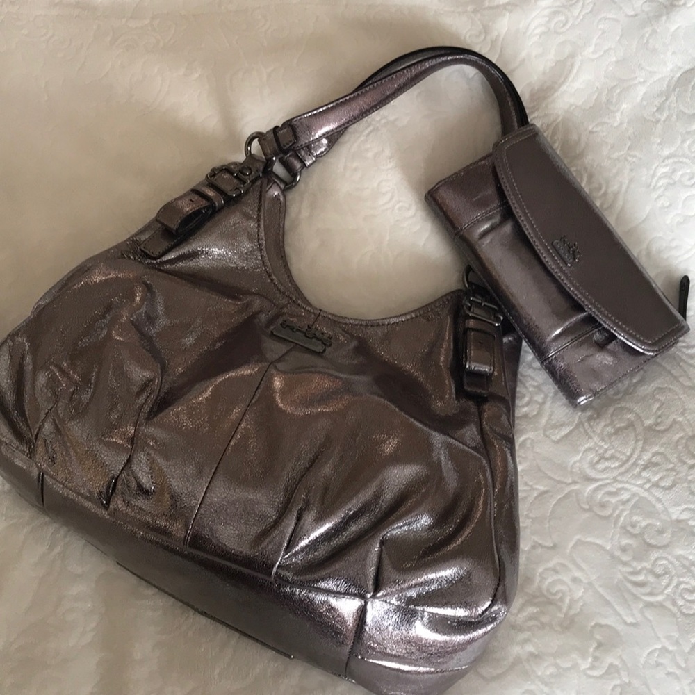 Beautiful authentic Coach silver bag with wallet